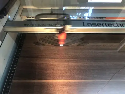 Lasercut für Architekturmodelle - präzise Gebäudestrukturen