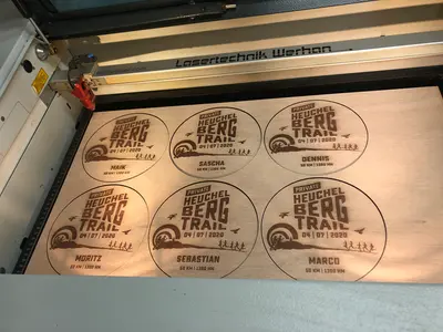 Lasercut für Events - dekorative Anwendungen und Einladungen