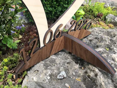 Lasergravur auf Holz - präzise Gravuren auf Schneidebretter und Holzprodukte